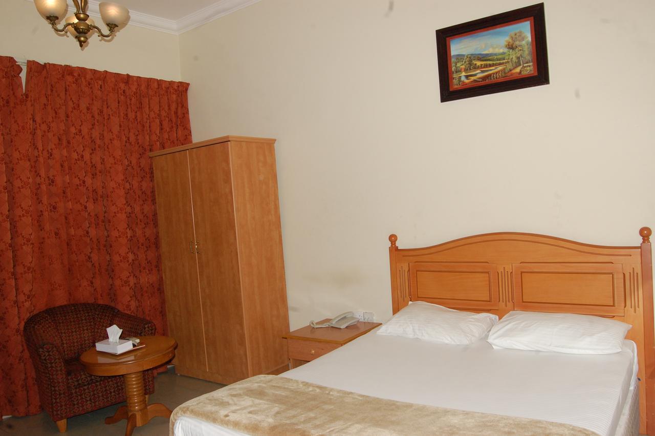 Al Amwaj Hotel Σάρτζα Εξωτερικό φωτογραφία